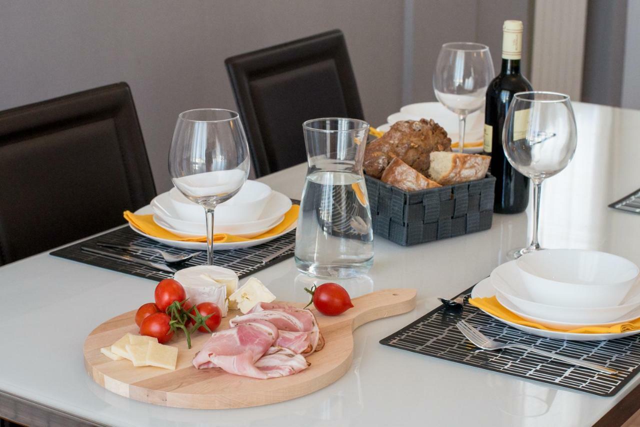 Ampio, elegante apt con aria condizionata e bici gratis Viareggio Esterno foto